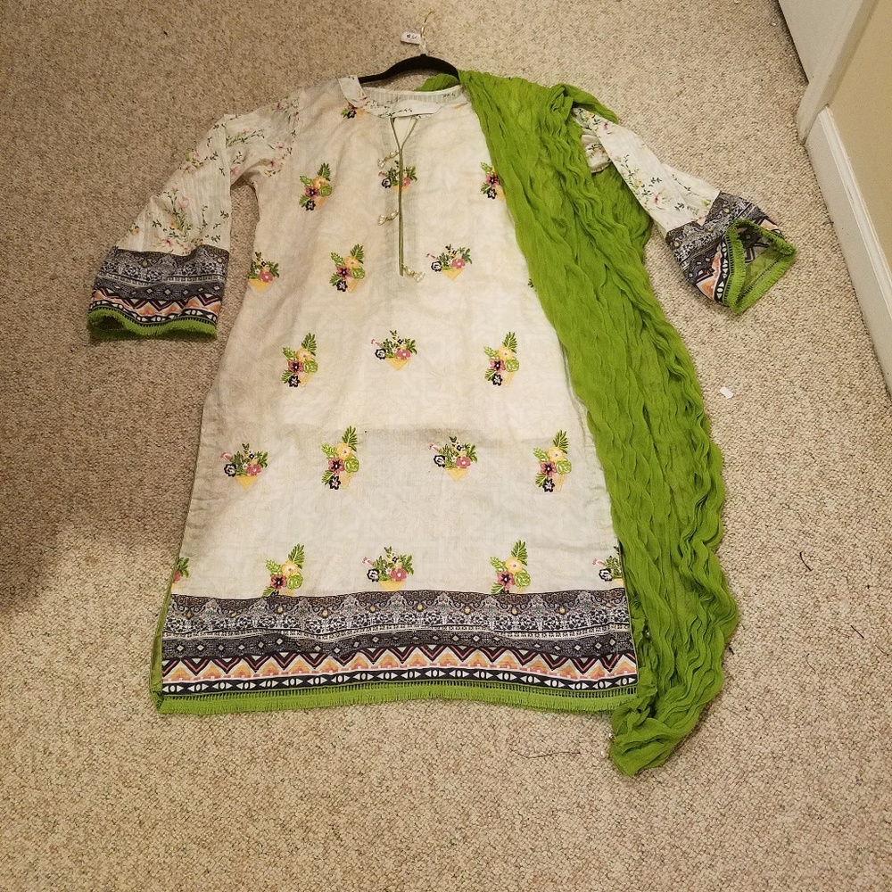 Pakistani lawn suit